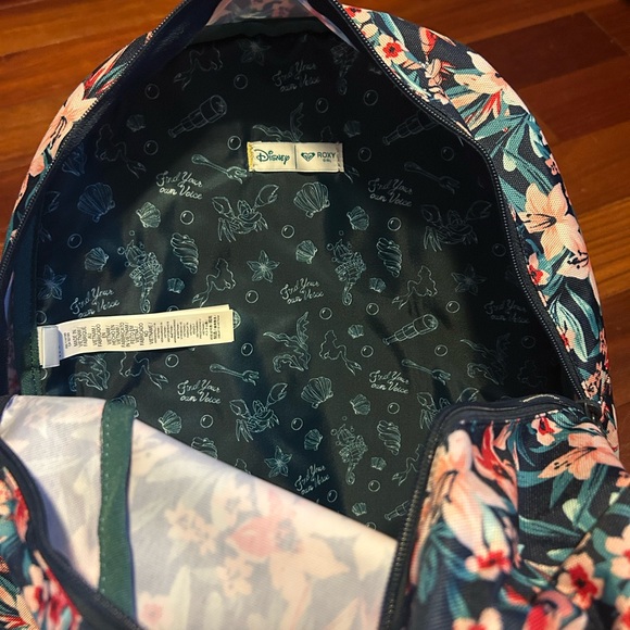 Disney backpack - Picture 3 of 4